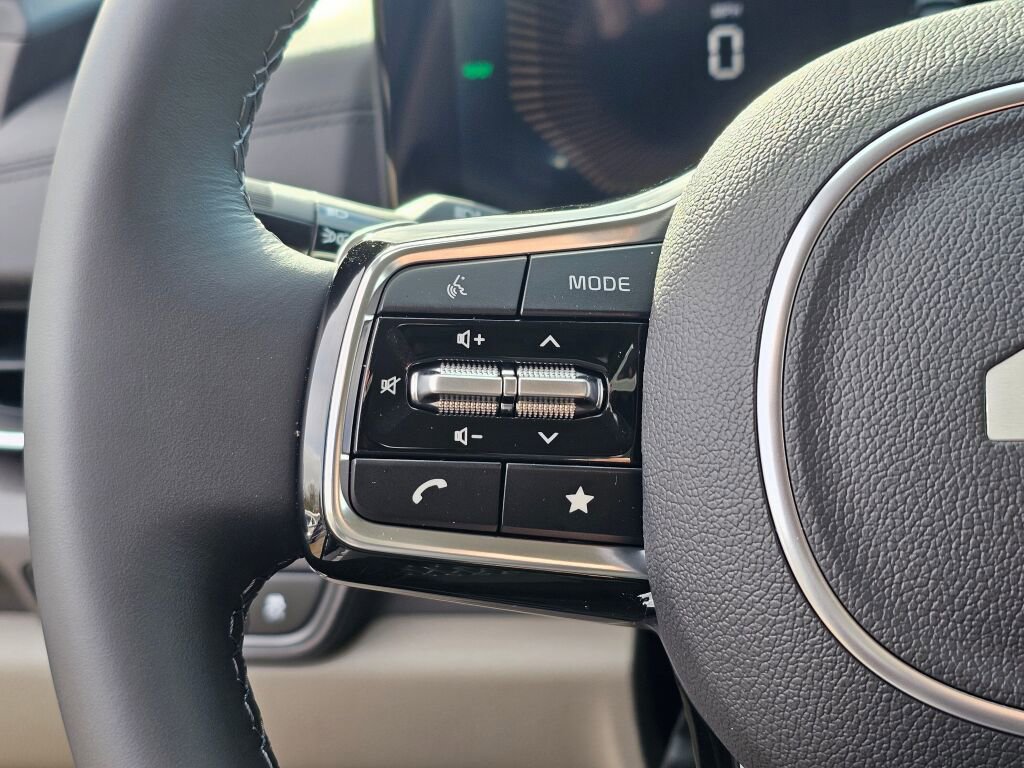 New 2026 Kia Carnival EX image 37