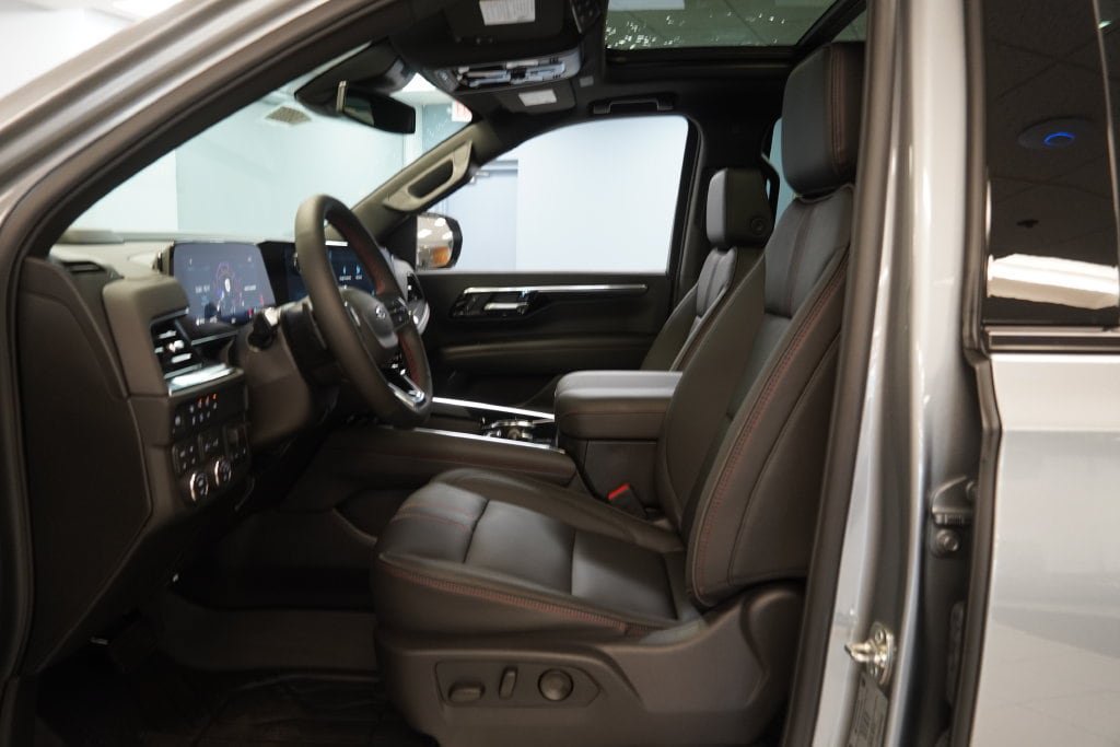 New 2026 Chevrolet Tahoe RST w/ RST Capability Package AWD/4WD image 5
