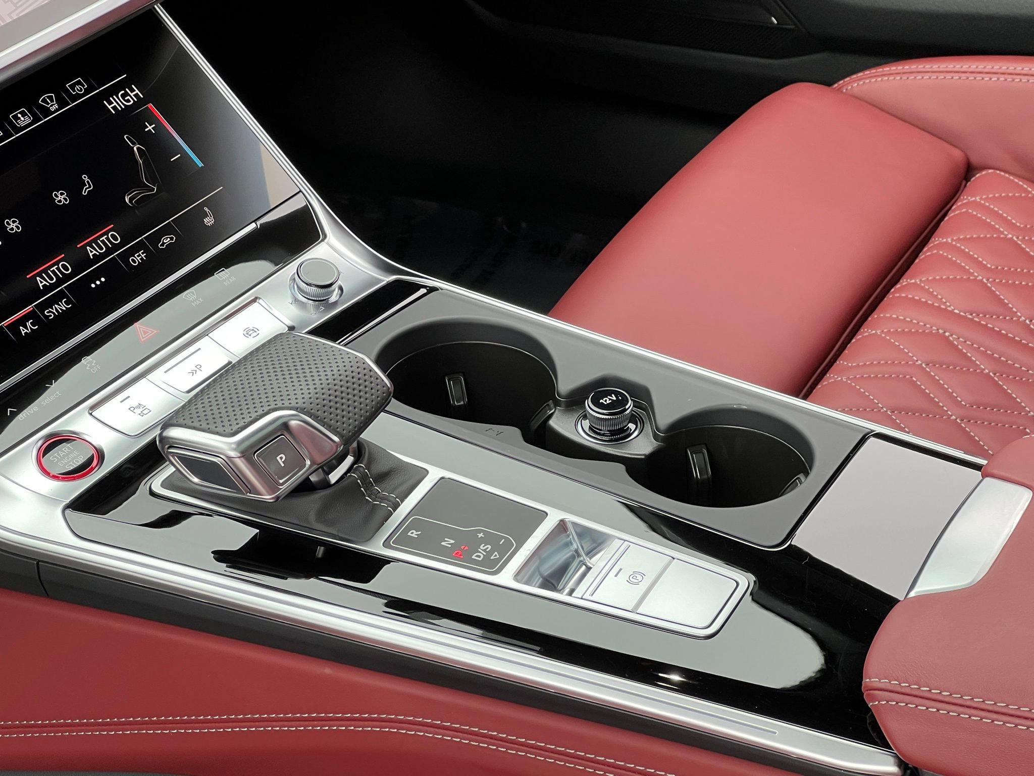 Used 2024 Audi S6 Prestige image 30