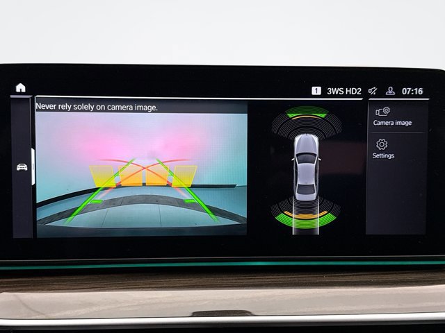 Used 2023 BMW 530i xDrive w/ Executive Package image 16