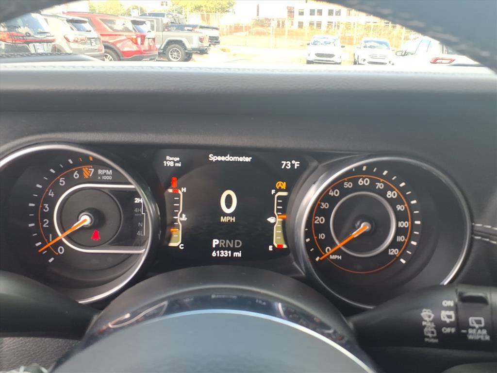 Used 2018 Jeep Wrangler Unlimited Sahara image 14