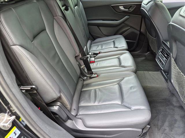 Used 2022 Audi Q7 2.0T Premium Plus w/ Premium Plus Package AWD/4WD image 22