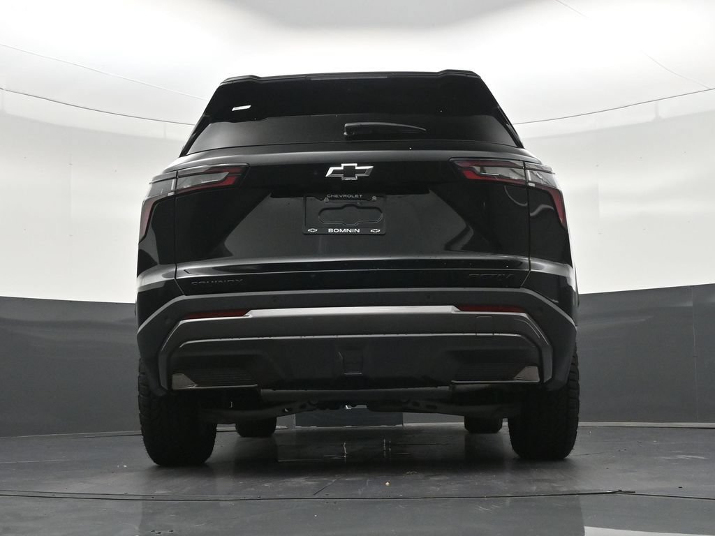 Used 2025 Chevrolet Equinox ACTIV w/ Safety and Technology Package FWD image 27