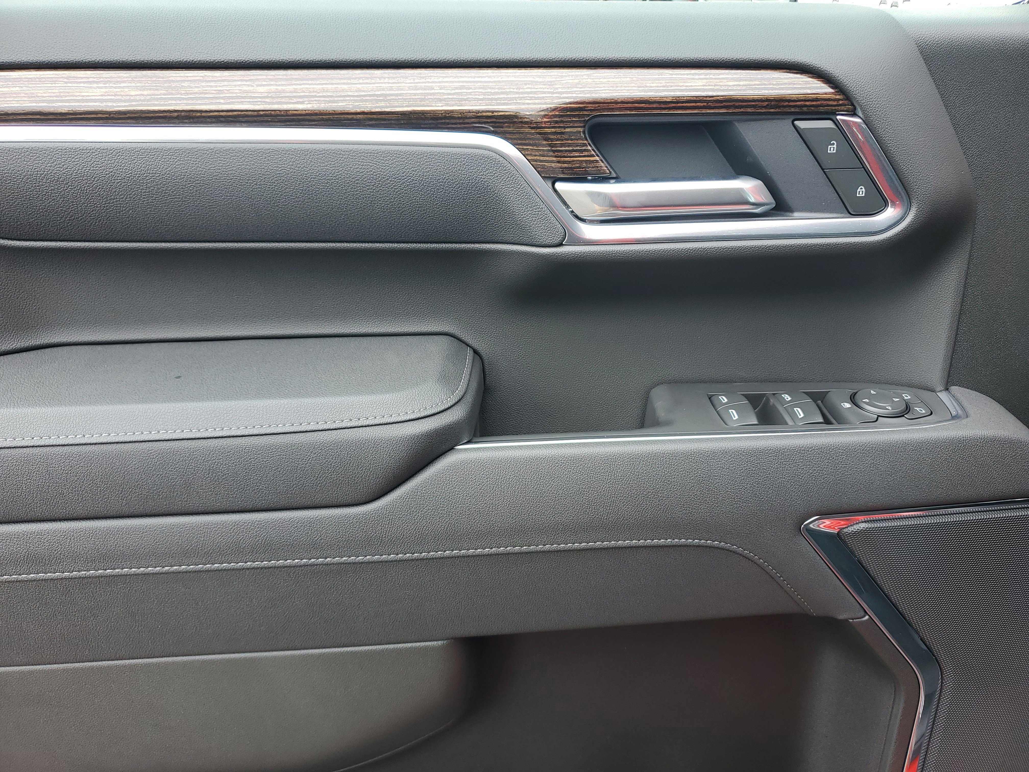 New 2025 GMC Sierra 1500 Elevation image 20