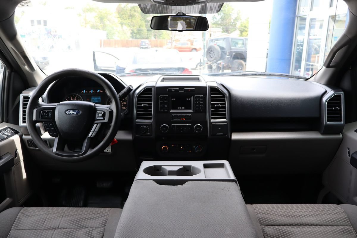 Used 2017 Ford F150 XLT AWD/4WD image 11