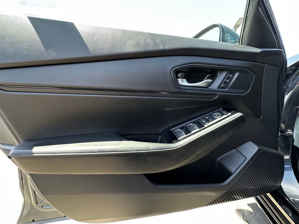 Used 2023 Honda Accord Touring image 13