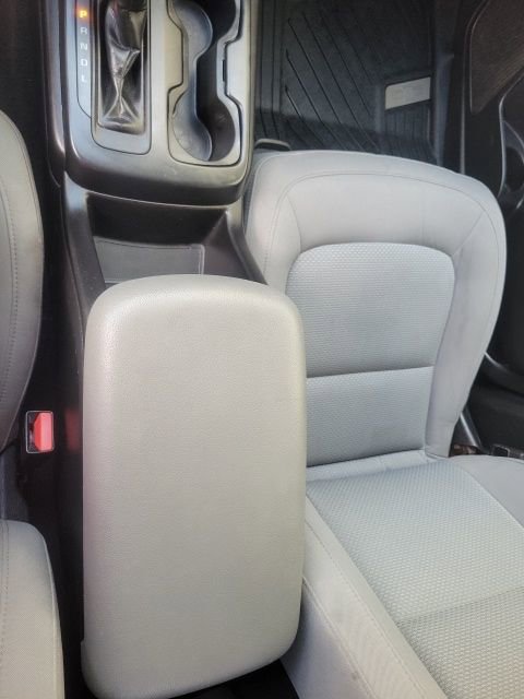 Used 2019 Chevrolet Colorado W/T w/ Custom Special Edition AWD/4WD image 21