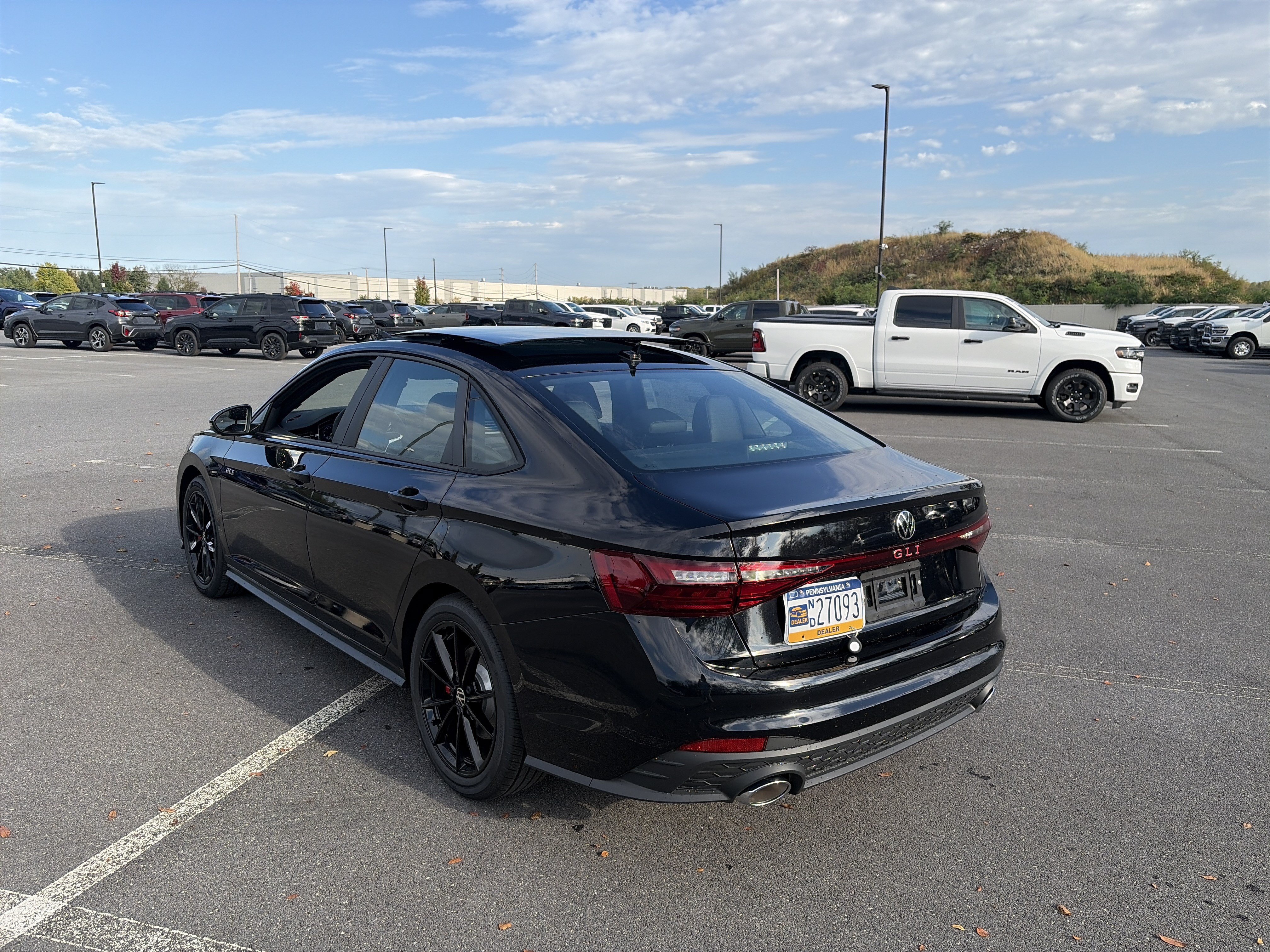 New 2027 Volkswagen Jetta GLI Autobahn FWD image 6
