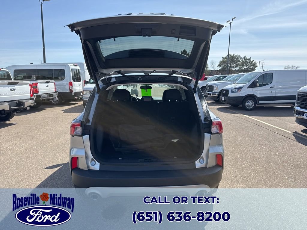 Used 2022 Ford Escape SE w/ Convenience Package image 40