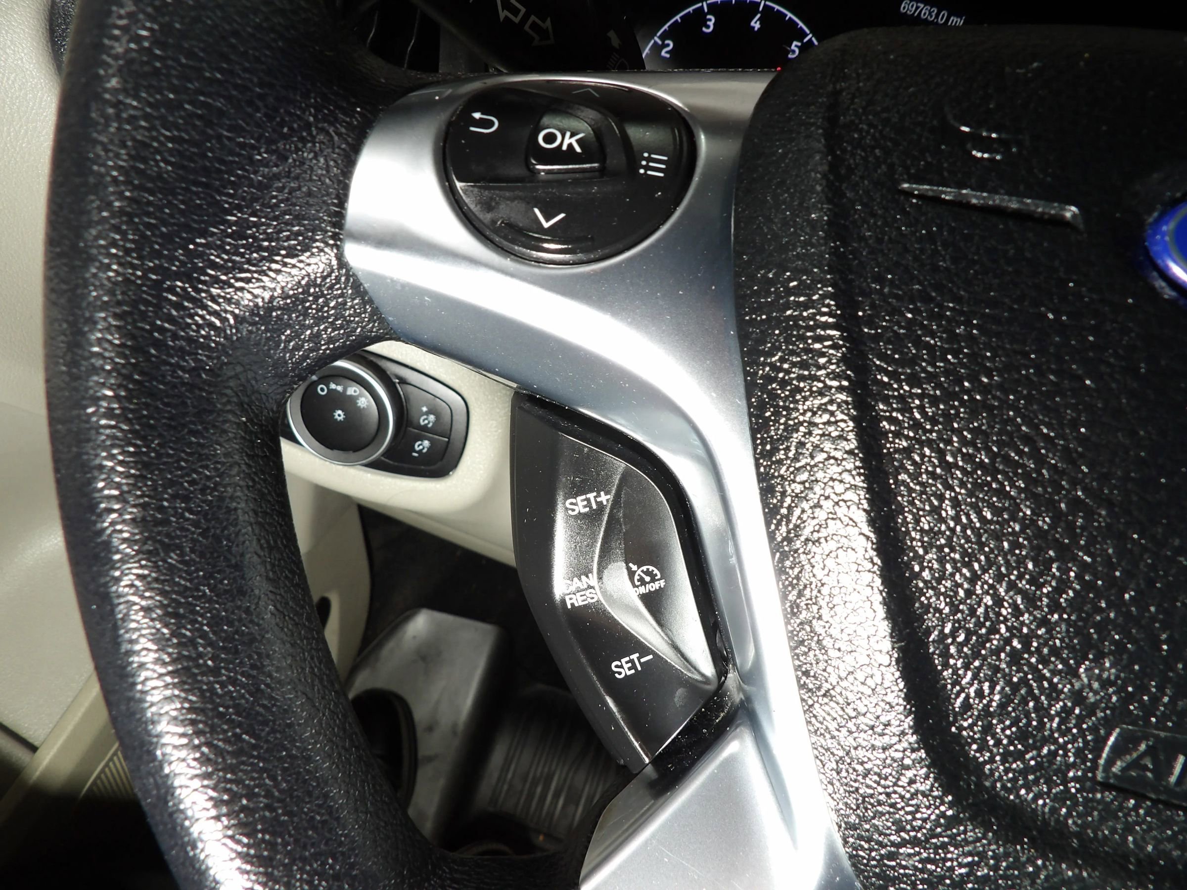 Used 2019 Ford Transit Connect XLT w/ Driver-Assist Package image 20