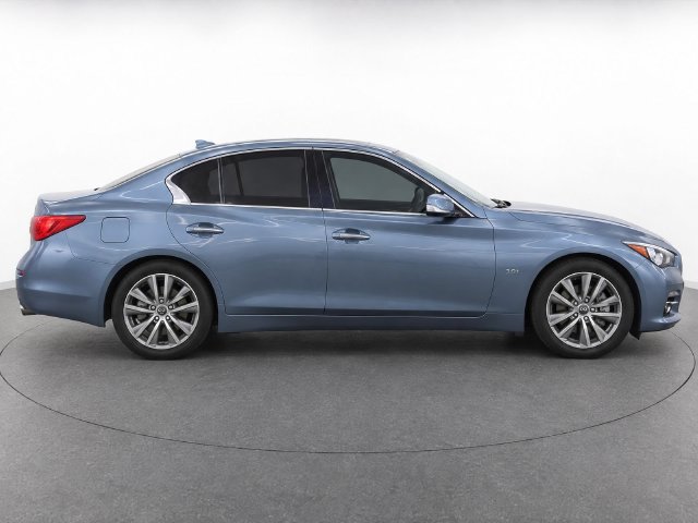 Used 2016 INFINITI Q50 3.0t Premium w/ Cargo Package RWD image 4