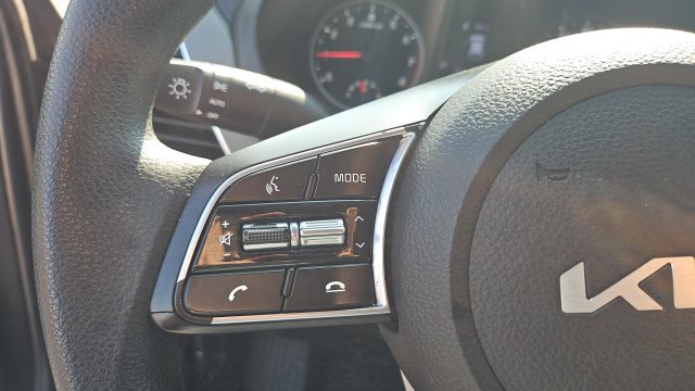 Used 2022 Kia Seltos LX AWD/4WD image 8