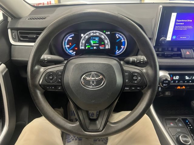 Used 2024 Toyota RAV4 XLE AWD/4WD image 23