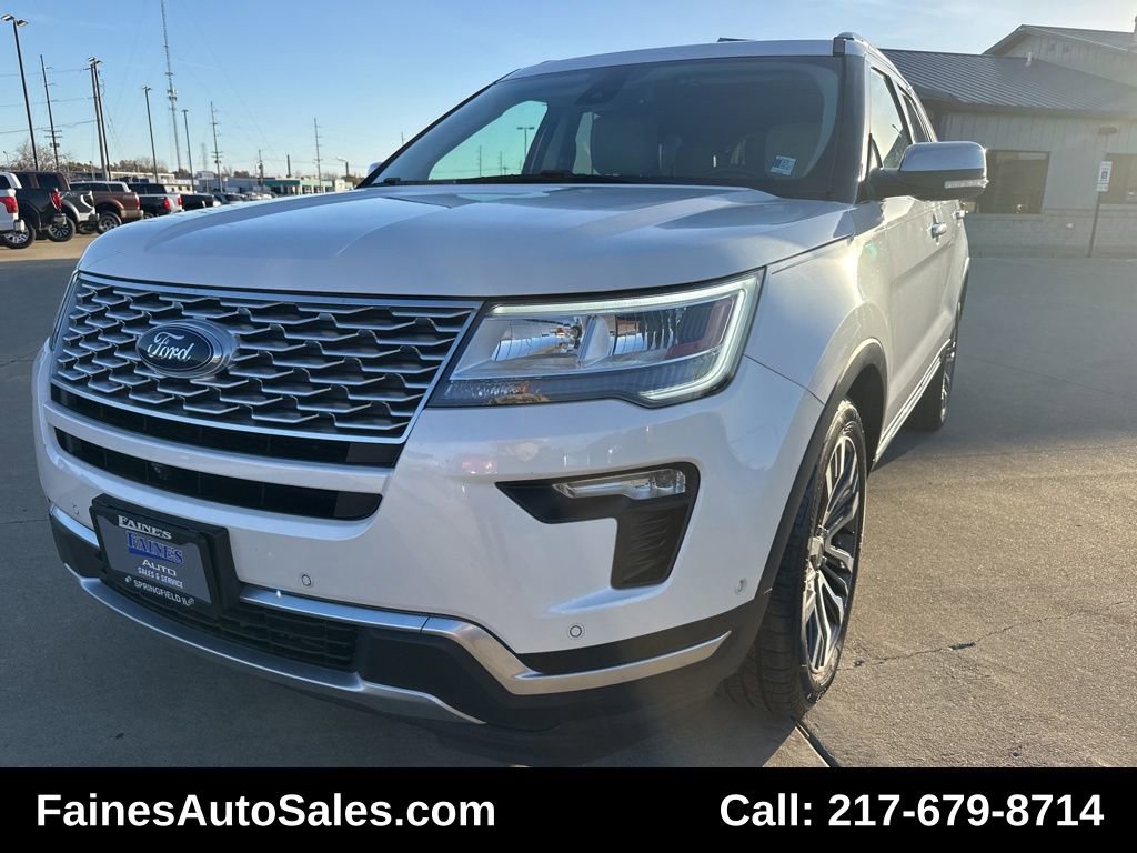 Used 2019 Ford Explorer Platinum image 2