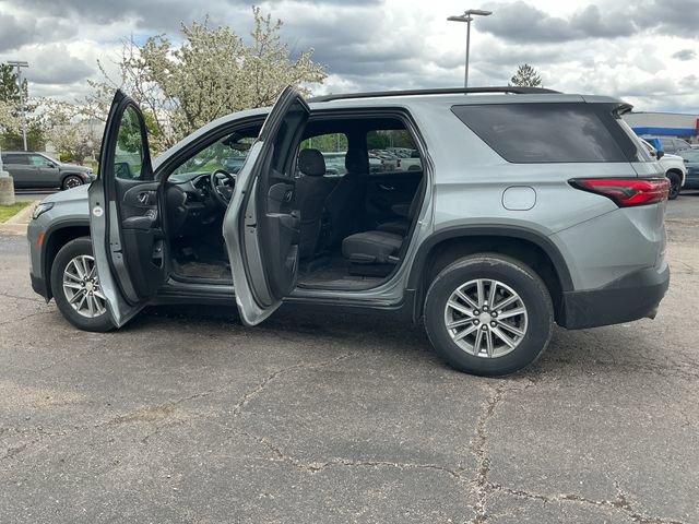 Used 2023 Chevrolet Traverse LT FWD image 30