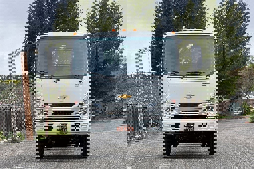 New 2025 Chevrolet Low Cab Forward 5500XG image 9