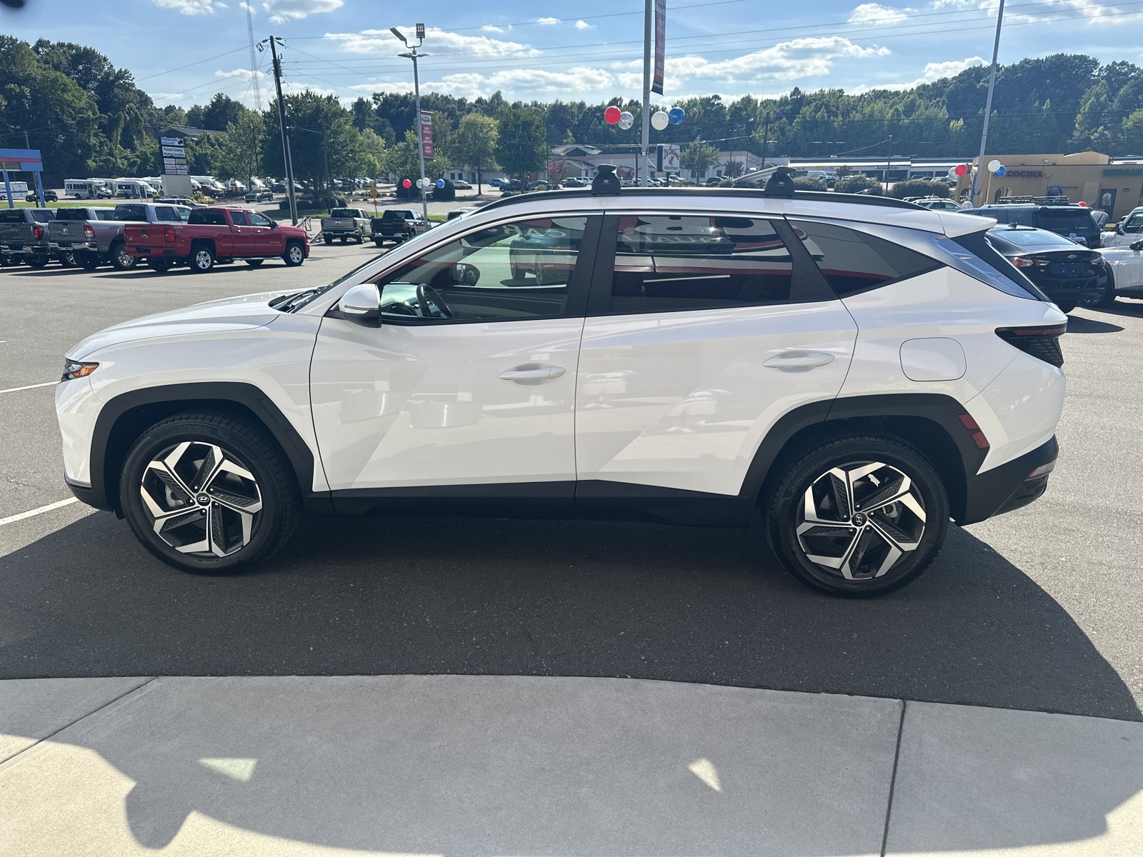 Used 2024 Hyundai Tucson SEL w/ Convenience Package AWD/4WD image 5