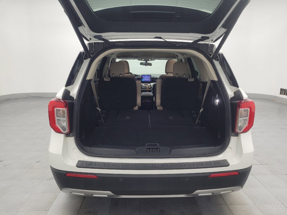Used 2020 Ford Explorer XLT w/ Equipment Group 202A image 29