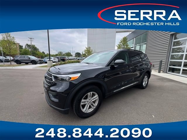 Used 2024 Ford Explorer XLT w/ Class IV Trailer Tow Package AWD/4WD image 1