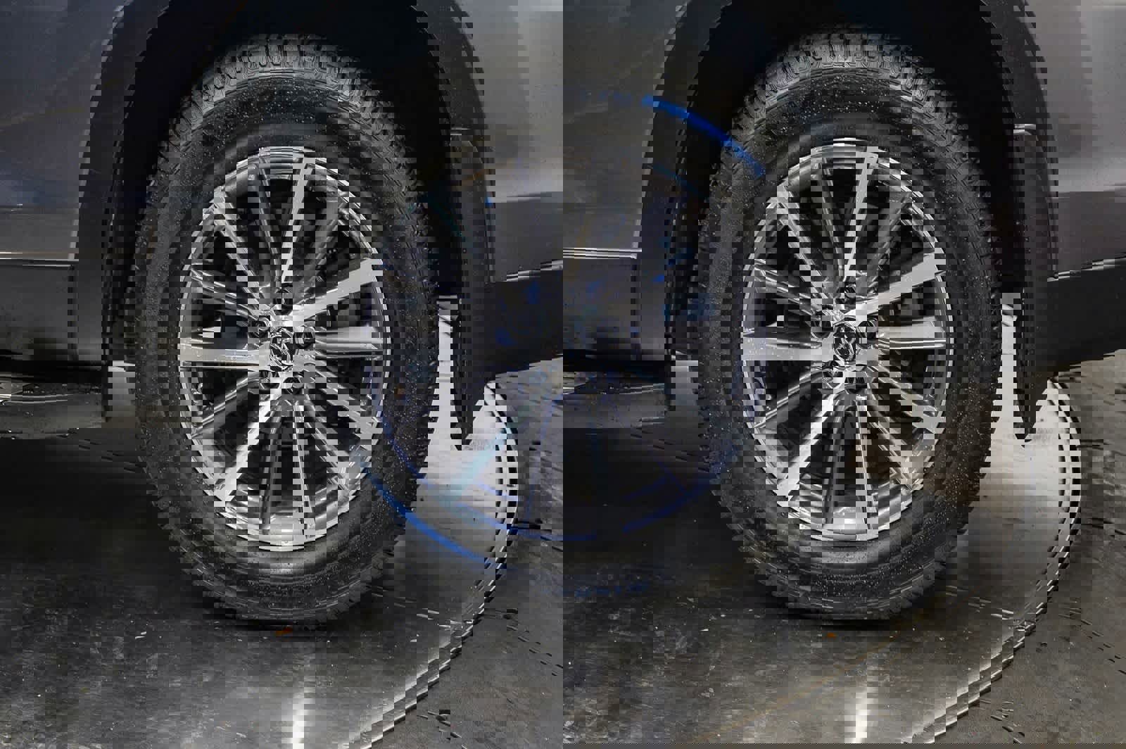 Used 2019 Toyota Highlander XLE image 10