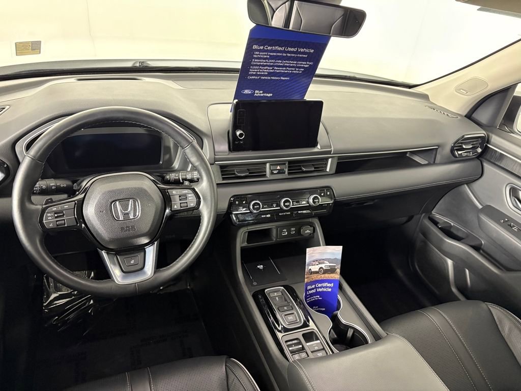 Used 2025 Honda Pilot Elite image 26