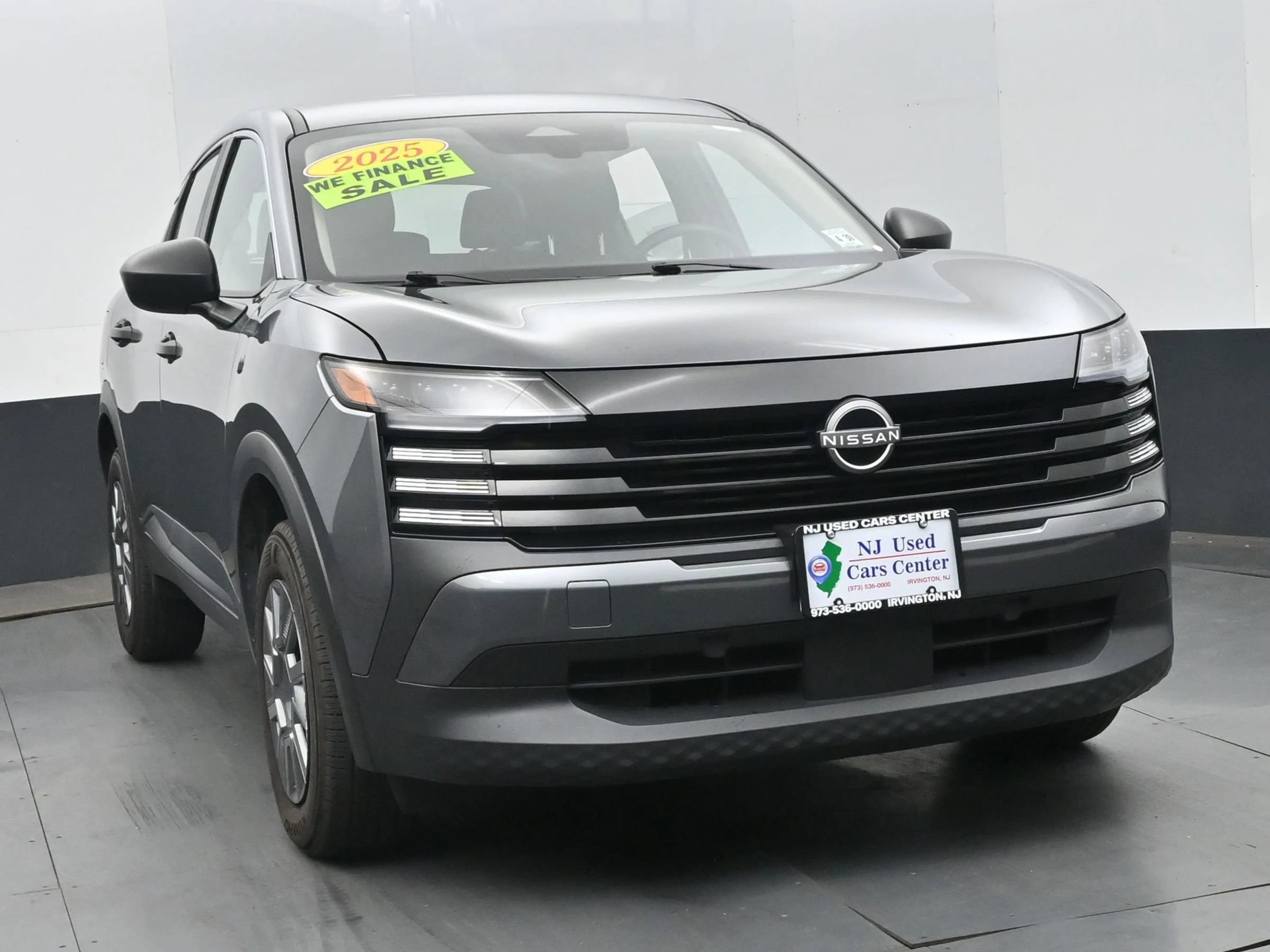 Used 2025 Nissan Kicks S AWD/4WD image 3