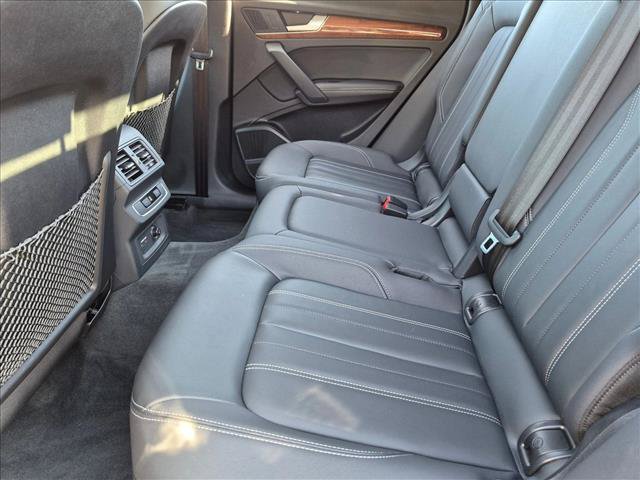 Certified 2023 Audi Q5 2.0T Premium Plus w/ Premium Plus Package AWD/4WD image 17