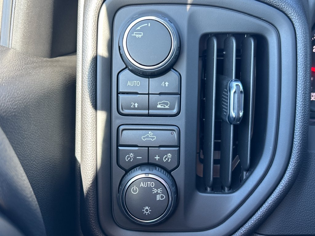 New 2026 Chevrolet Silverado 1500 Custom w/ Turbomax Blackout Package AWD/4WD image 14