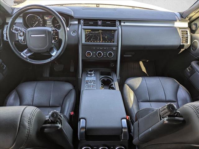 Used 2020 Land Rover Discovery Landmark AWD/4WD image 13