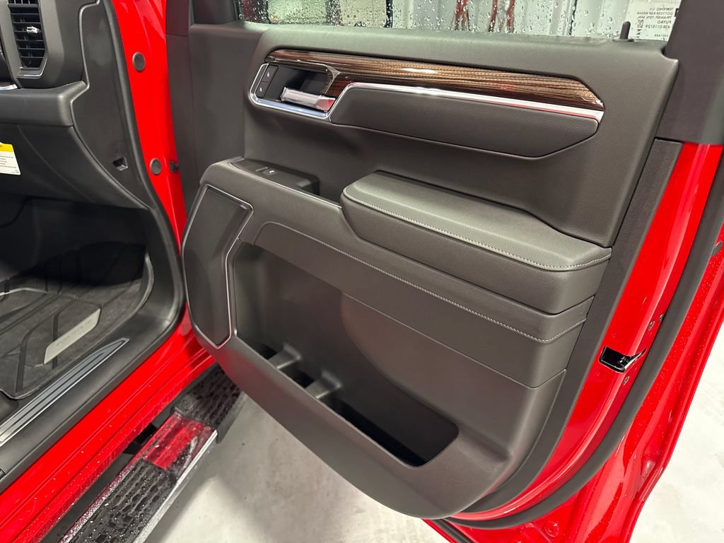 New 2026 Chevrolet Silverado 1500 LT w/ Leather Package AWD/4WD image 36