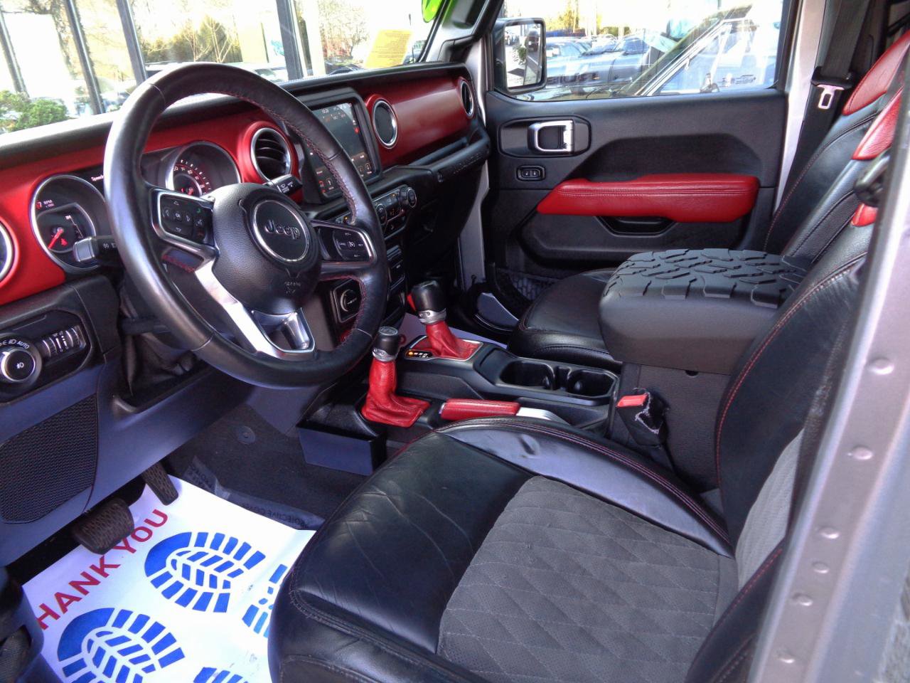 Used 2018 Jeep Wrangler Unlimited Rubicon AWD/4WD image 11