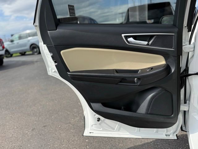 Used 2023 Ford Edge SEL w/ Convenience Package image 12