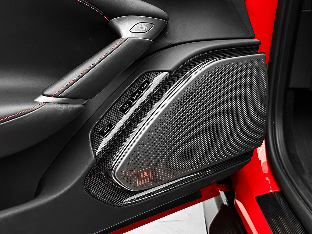 Certified 2026 Ferrari Roma Spider RWD image 10