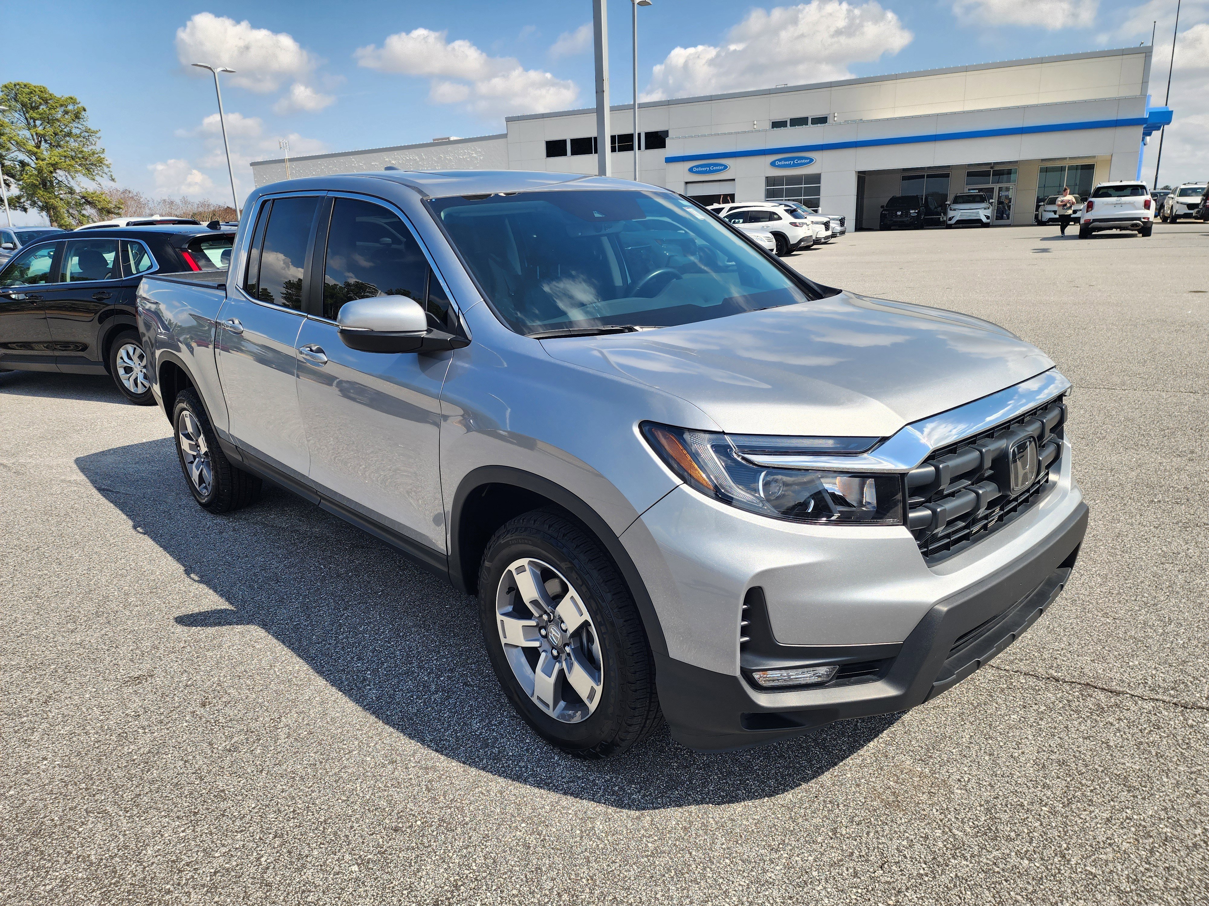 Certified 2024 Honda Ridgeline RTL image 2