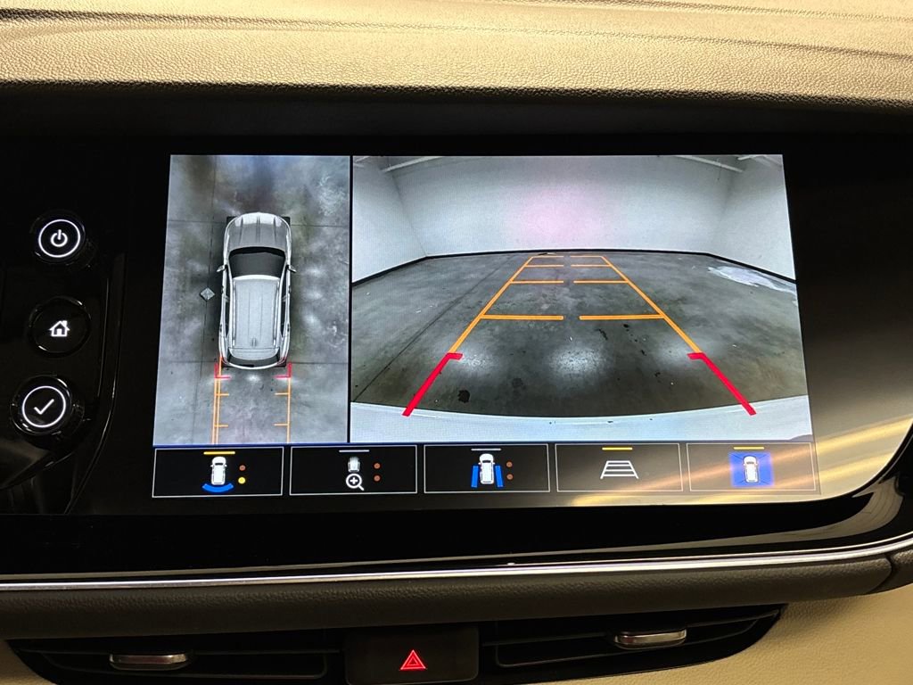 Used 2022 Buick Envision Avenir w/ Technology Package II image 37