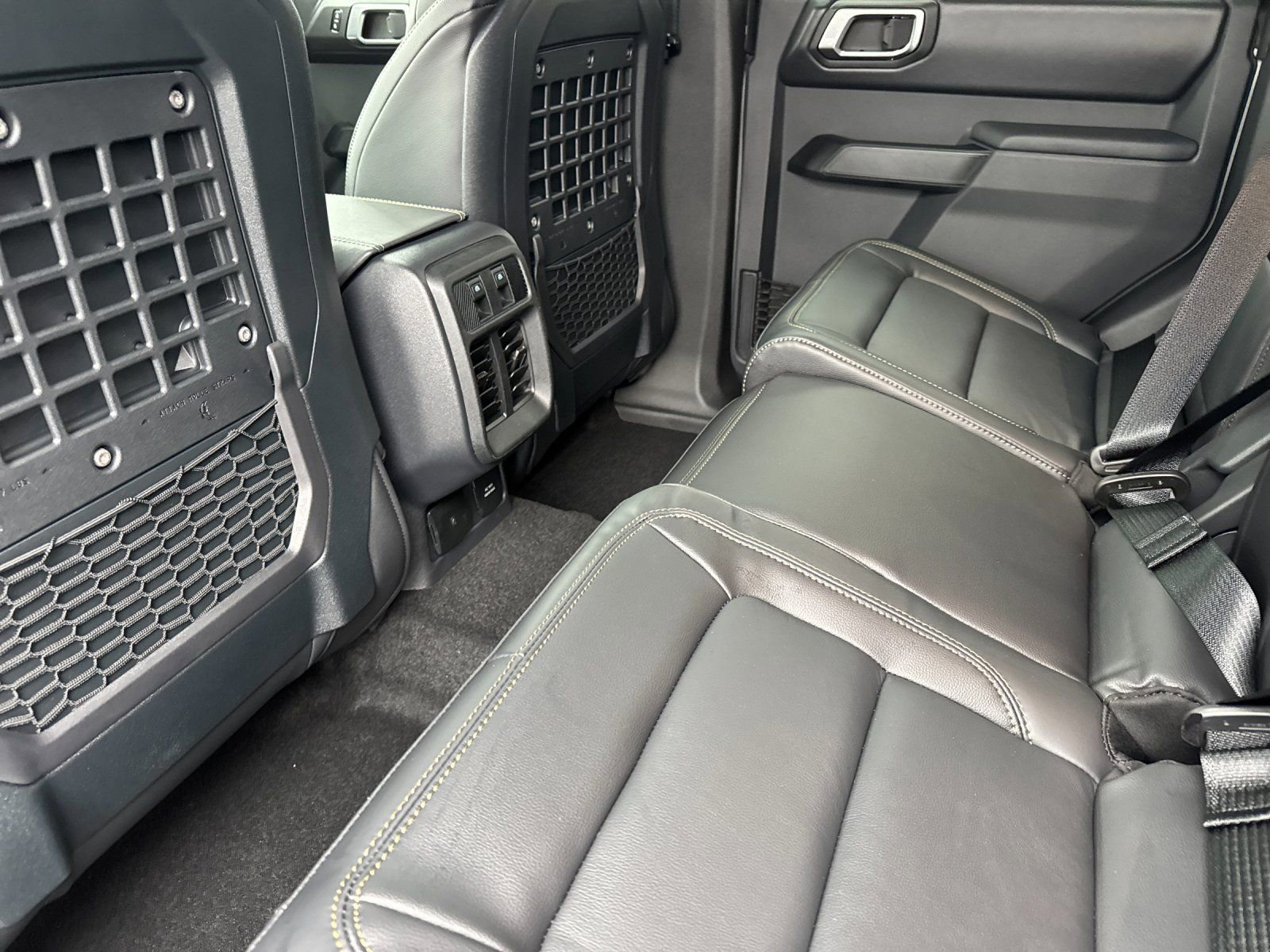 New 2025 Ford Bronco Badlands w/ Sasquatch Package image 12