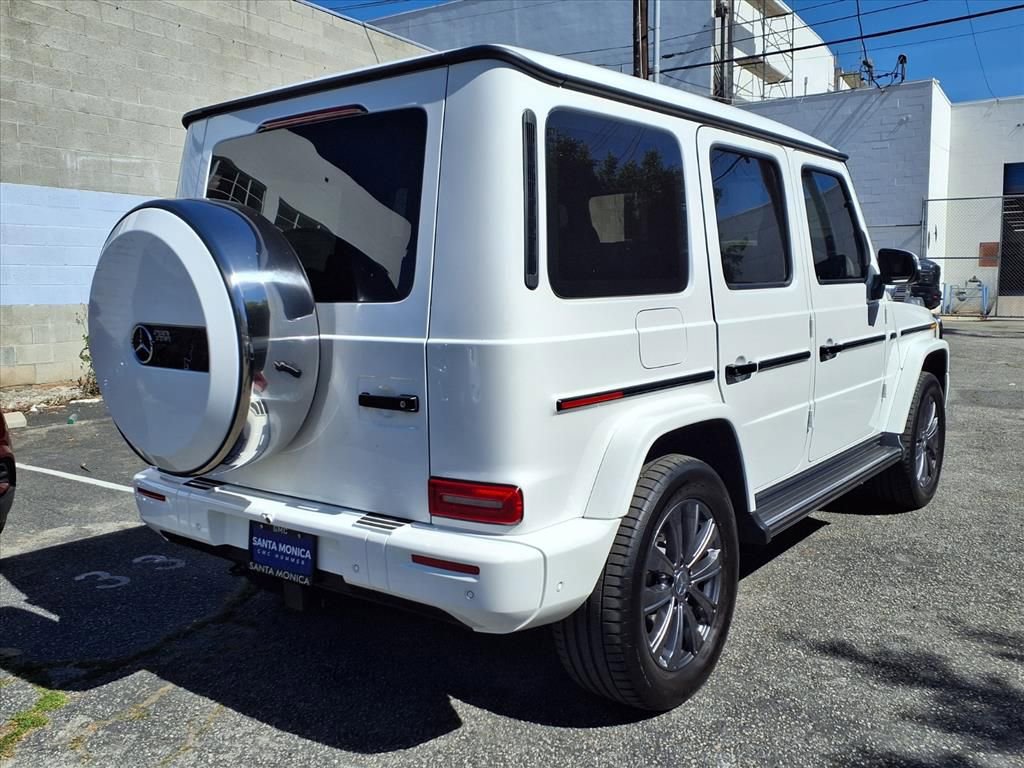 Used 2025 Mercedes-Benz G 550 image 10