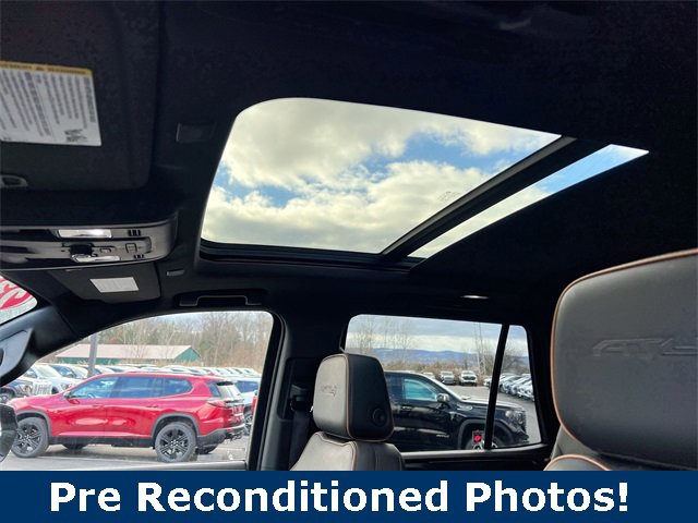 Used 2023 GMC Yukon AT4 image 19