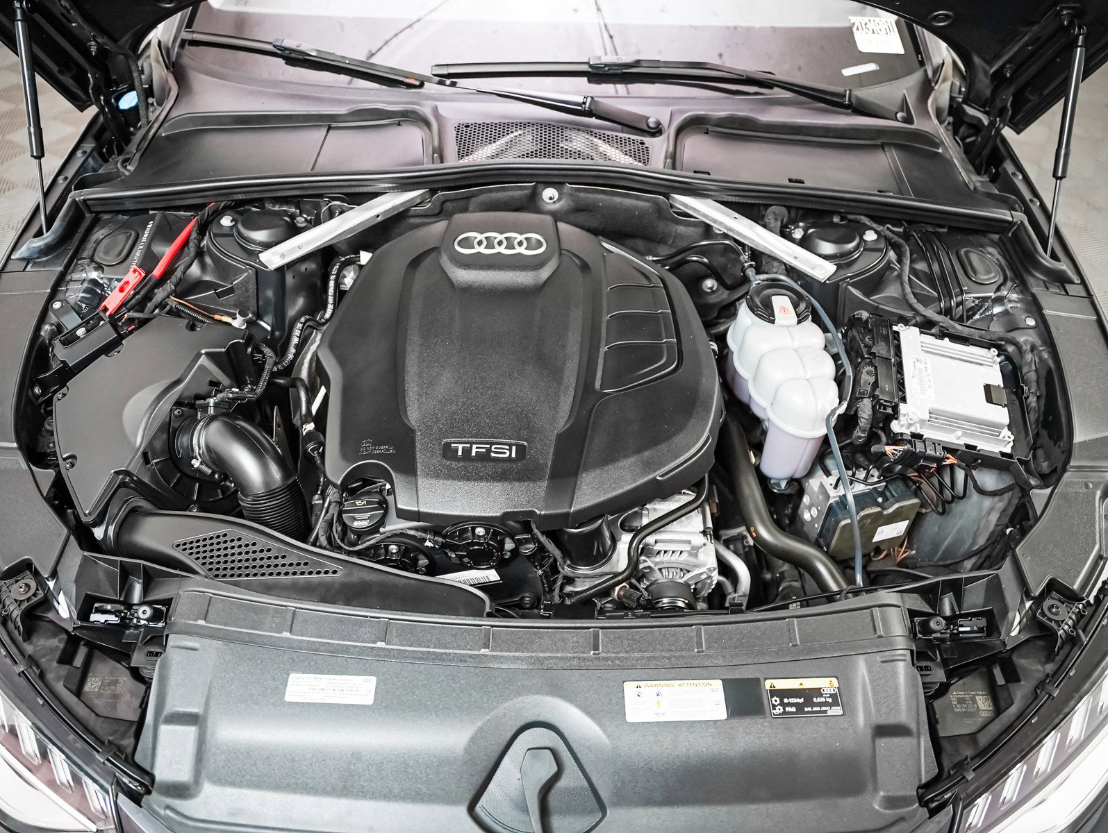 Used 2020 Audi A4 2.0T Premium Plus w/ Premium Plus Package image 4