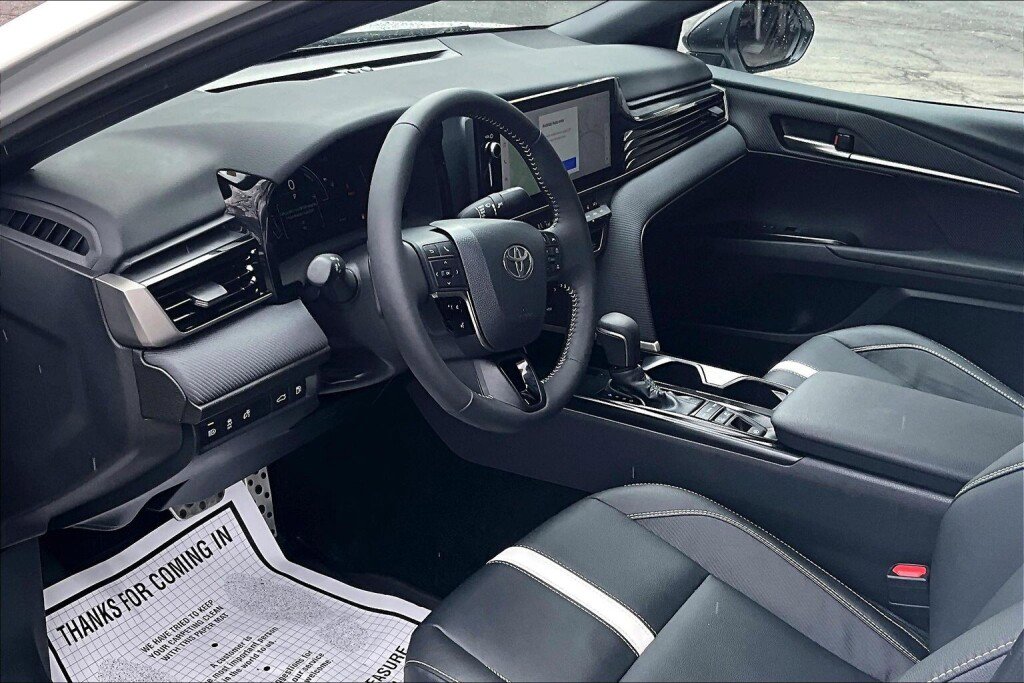 Used 2026 Toyota Camry Hybrid w/ Multimedia Upgrade Package AWD/4WD image 10