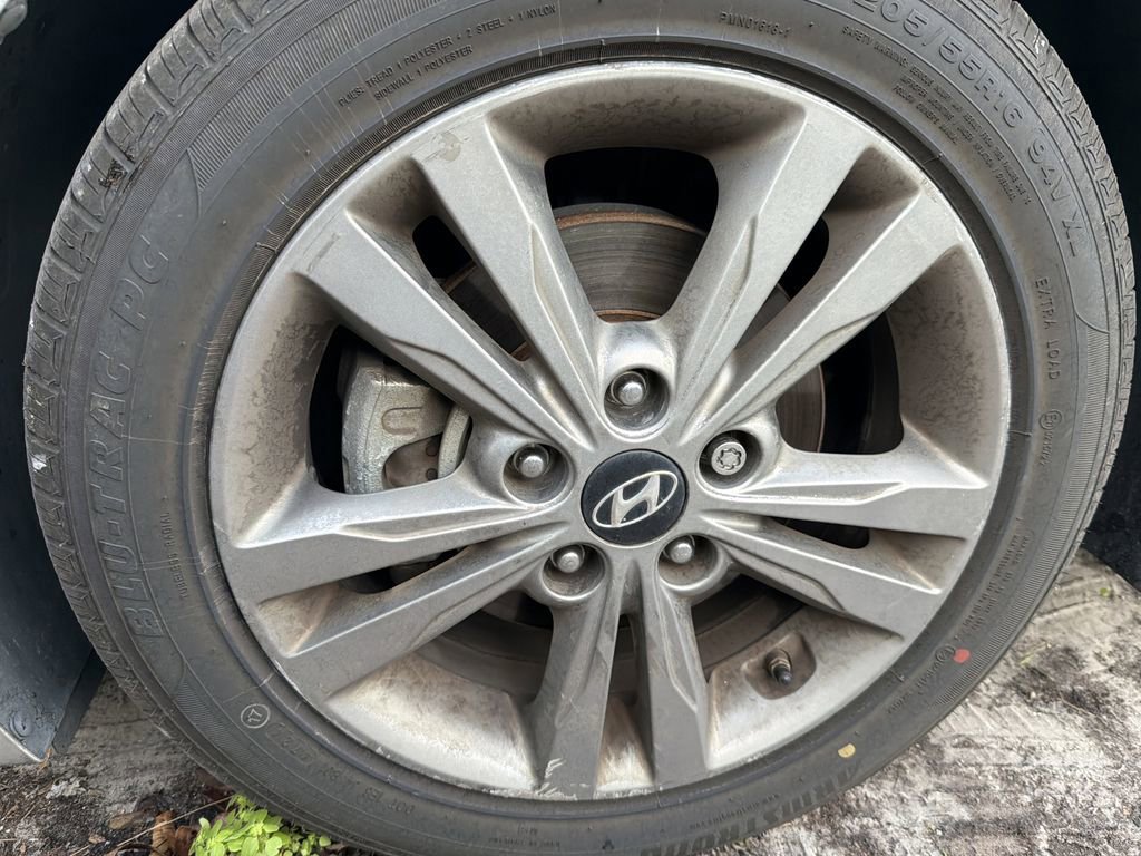 Used 2018 Hyundai Elantra Value Edition image 5