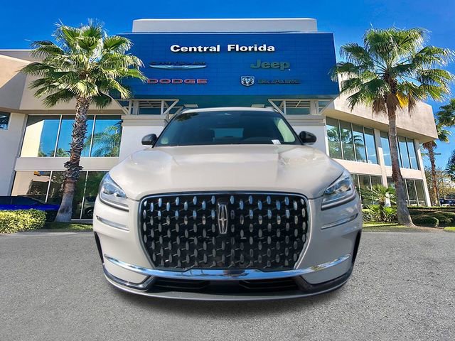 Used 2023 Lincoln Corsair Reserve image 3