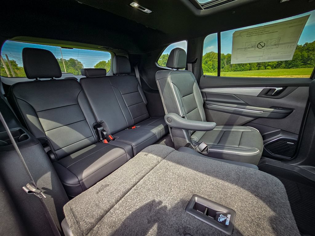 New 2027 Buick Enclave Preferred w/ Power Package AWD/4WD image 41