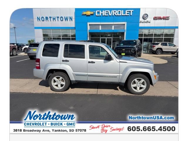 Used 2012 Jeep Liberty Limited AWD/4WD image 7