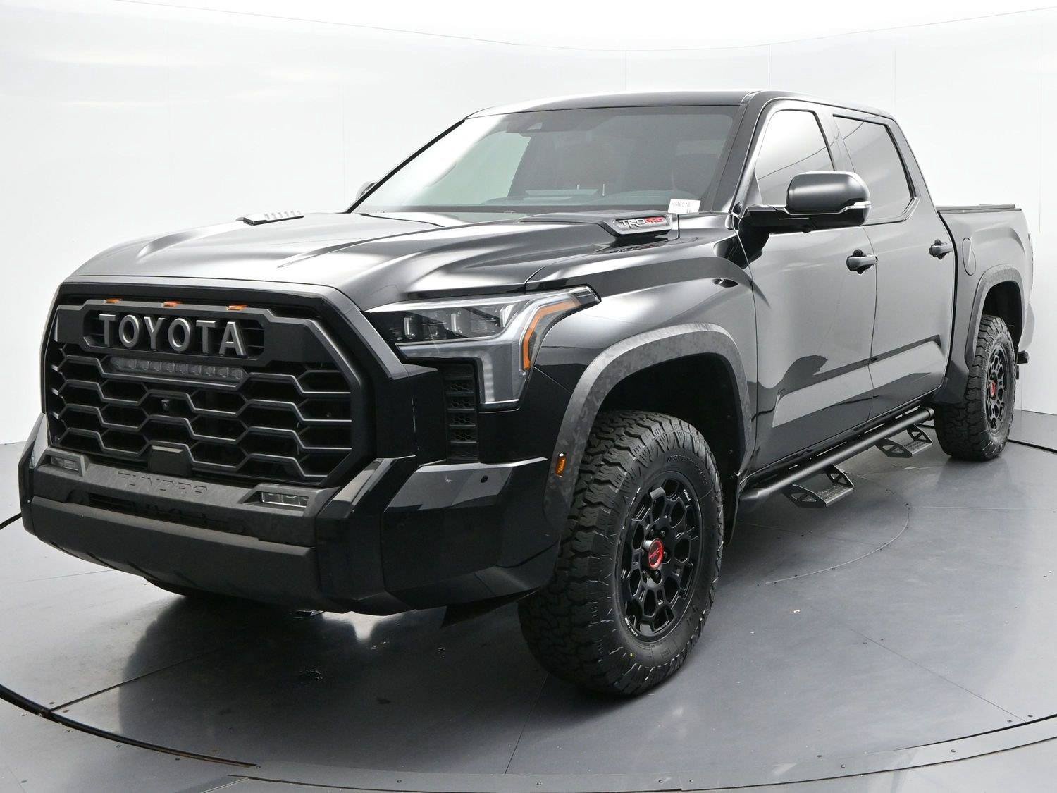 Used 2025 Toyota Tundra TRD Pro AWD/4WD image 3