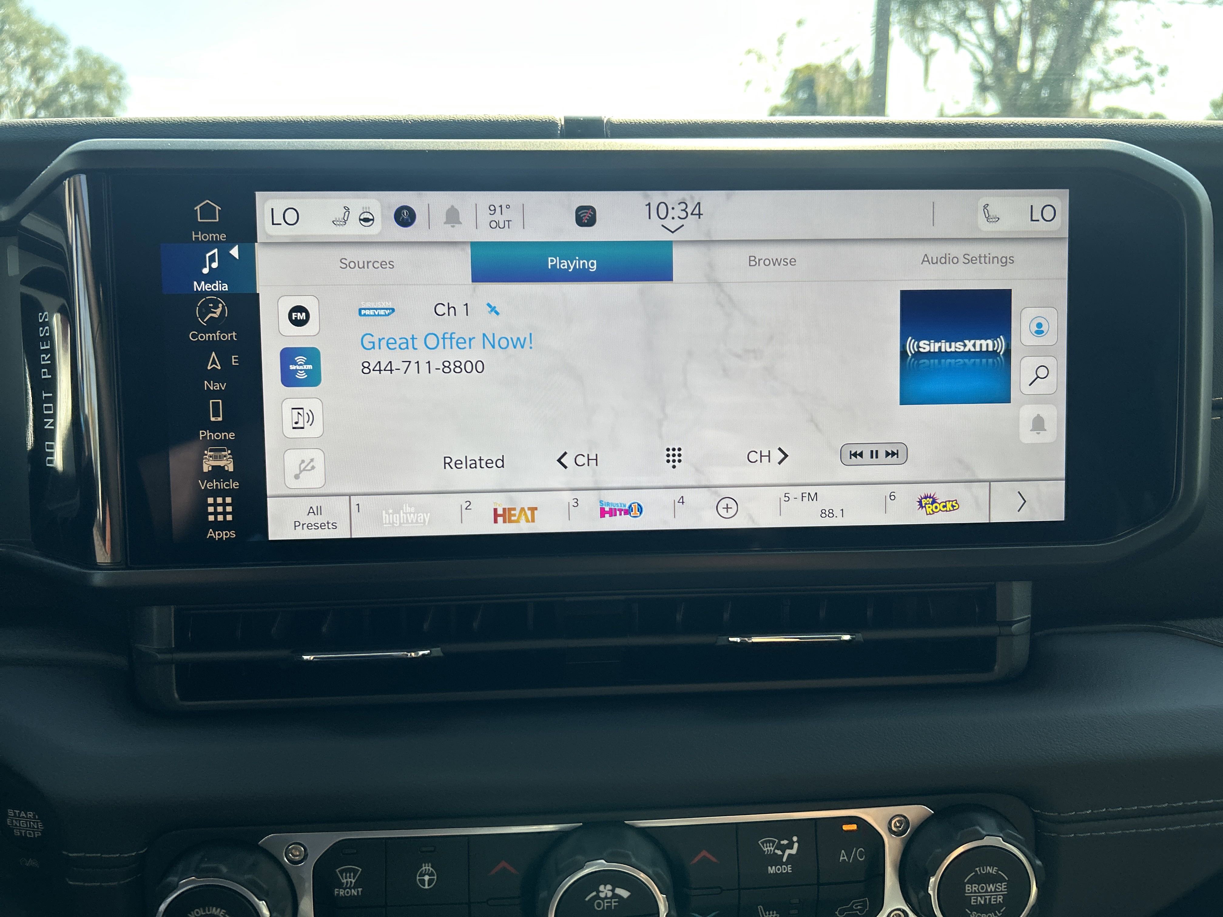 New 2025 Jeep Gladiator Sport image 45