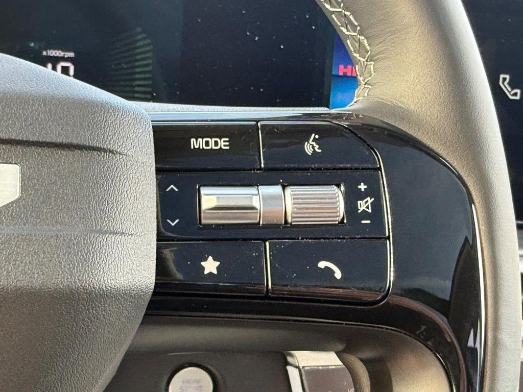 New 2026 Kia Sorento S w/ S Panoramic Sunroof Package image 11