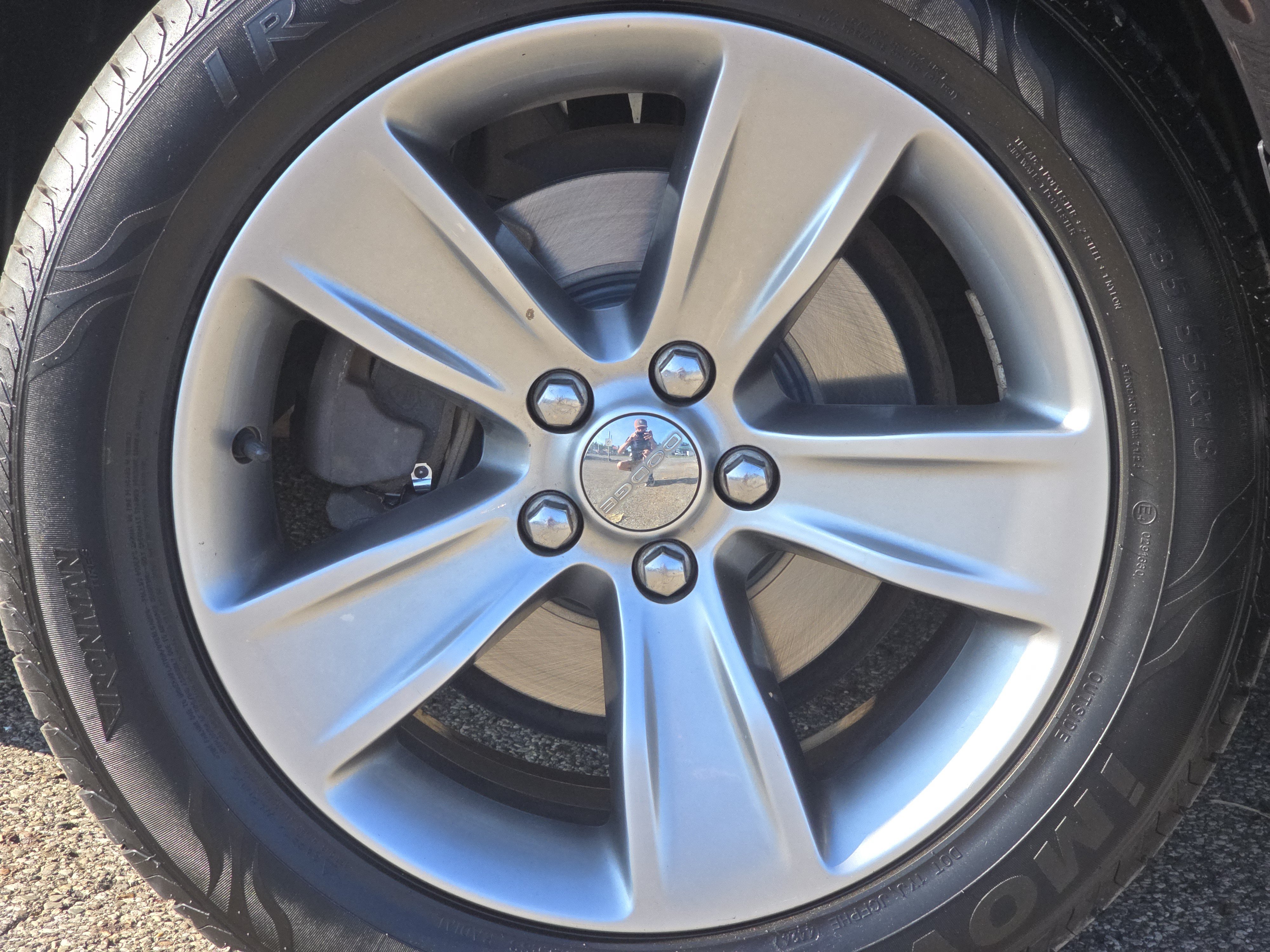 Used 2019 Dodge Challenger SXT RWD image 13