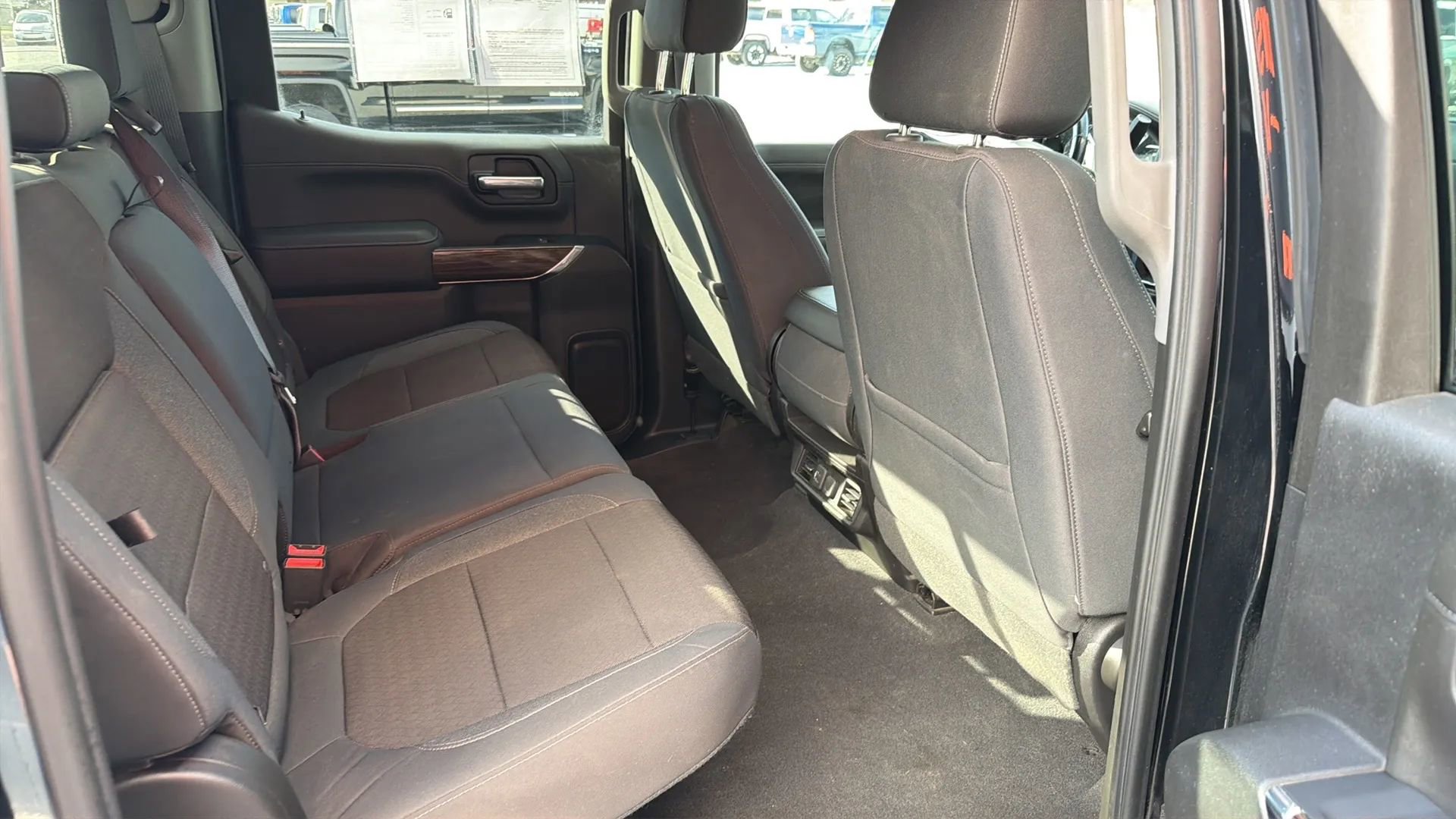 Used 2019 GMC Sierra 1500 SLE w/ SLE Value Package image 13