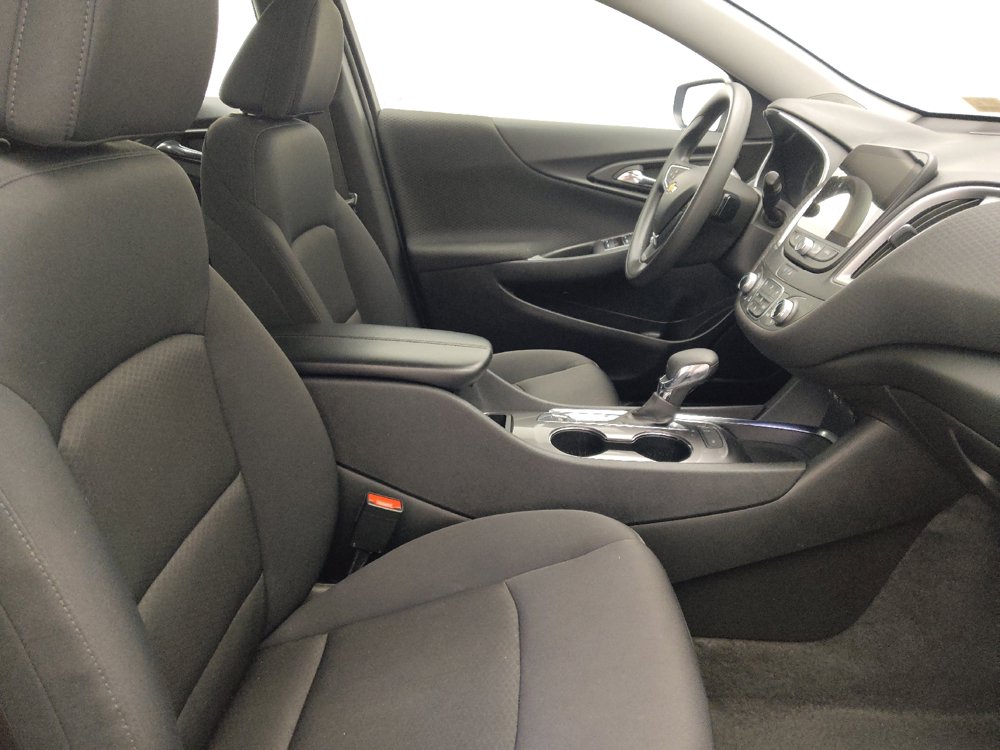 Used 2025 Chevrolet Malibu LT FWD image 21